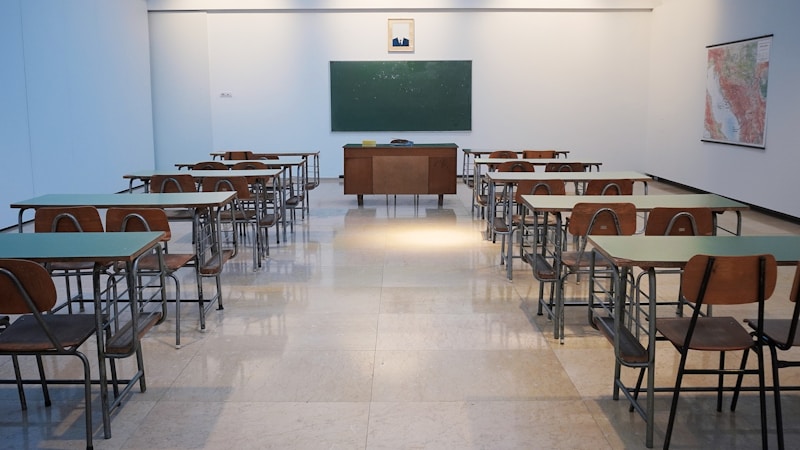授業参観と学校公開の違いがすっきりわかる|保護者が知っておきたい見どころと参加マナー